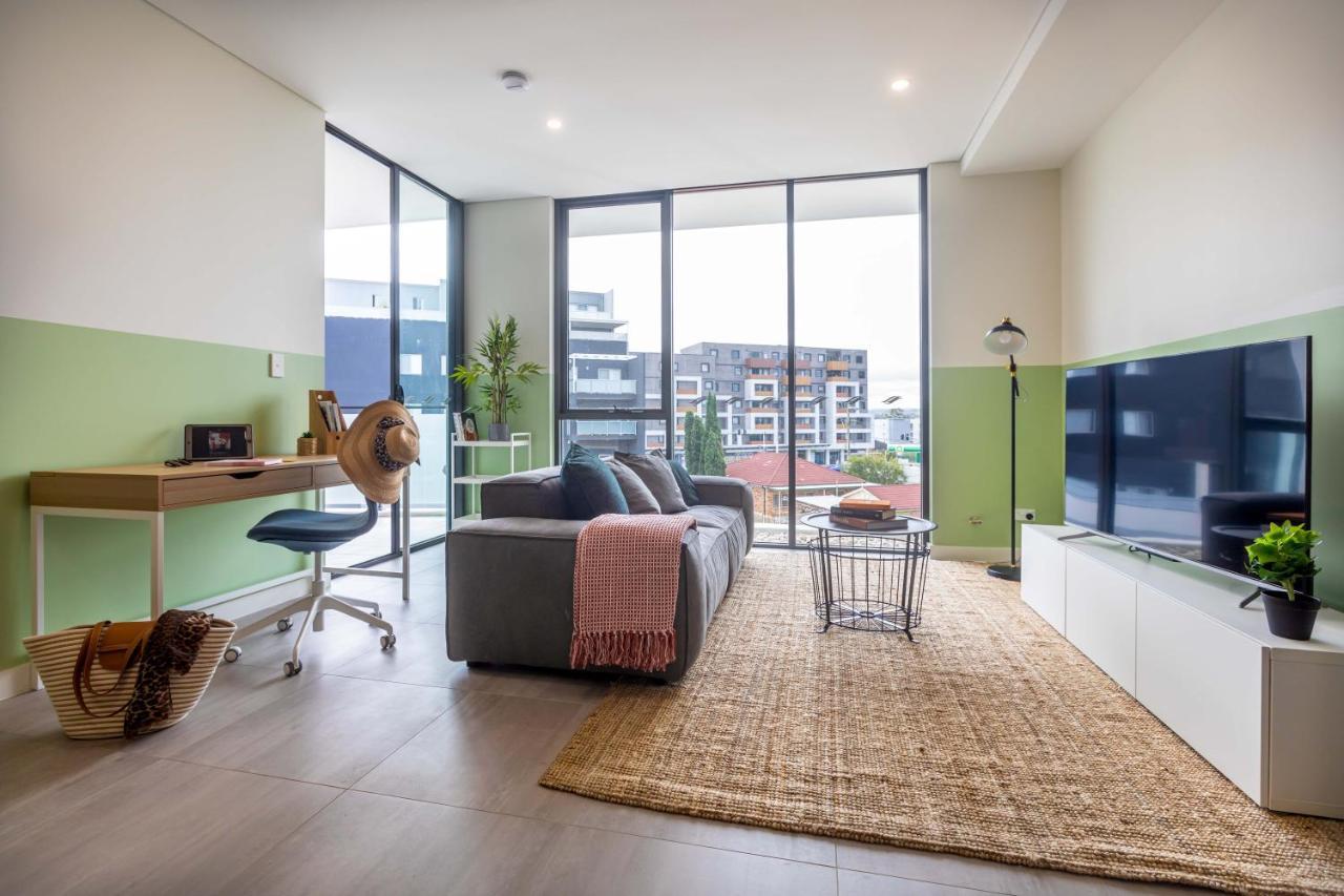 Kula Apartments Parramatta Сидни Екстериор снимка