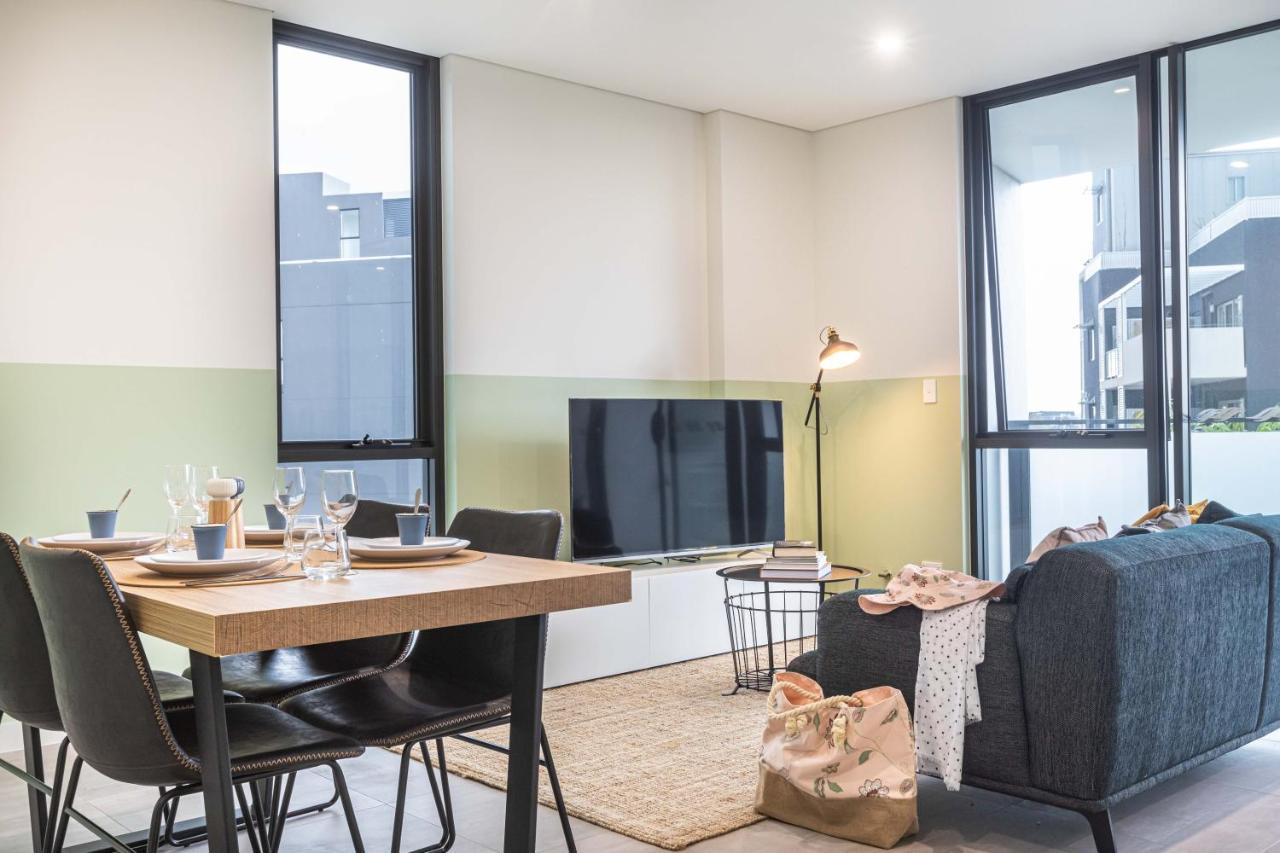 Kula Apartments Parramatta Сидни Екстериор снимка
